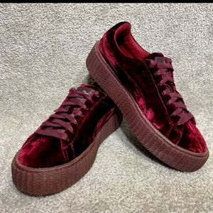GUC Puma Fenty Creeper by Rhianna burgundy velvet sneakers. Size 8